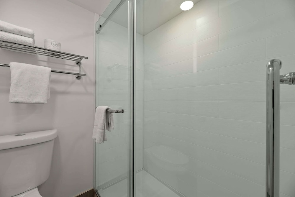 Flagstaff Vacations - Econo Lodge Flagstaff Route 66 - Property Image 10