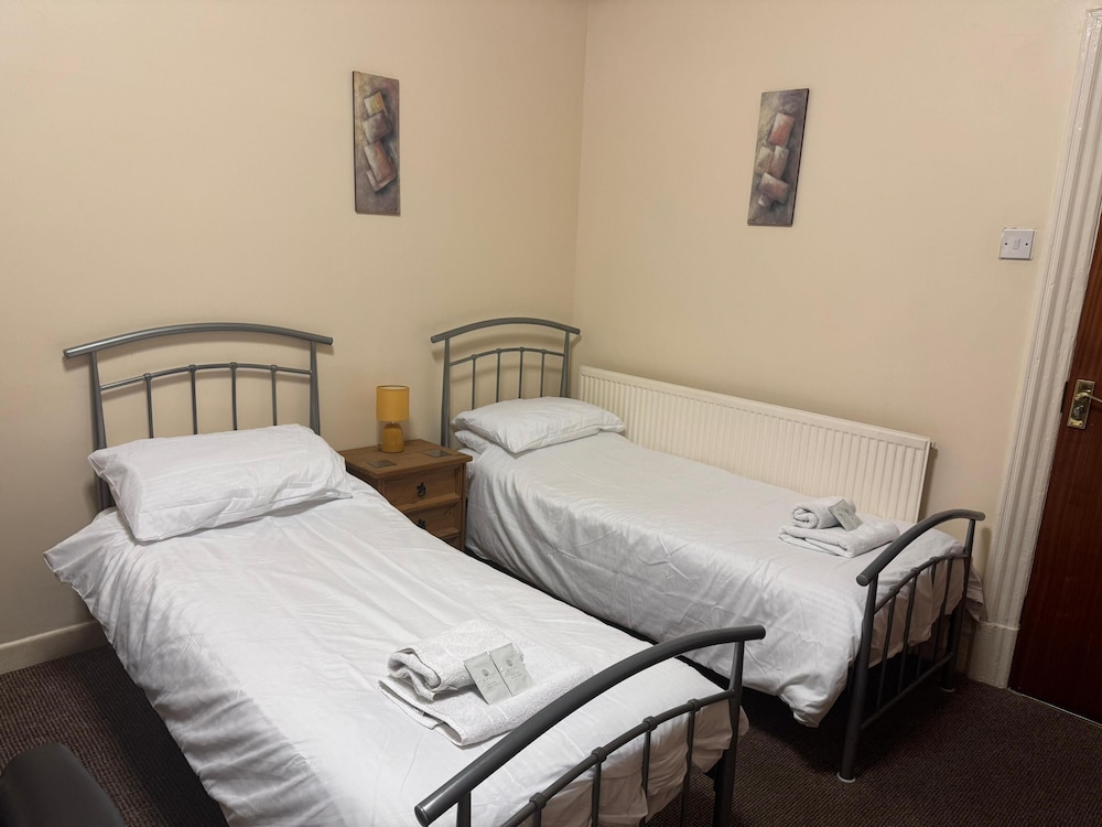 Woodfield Lodge Apartments