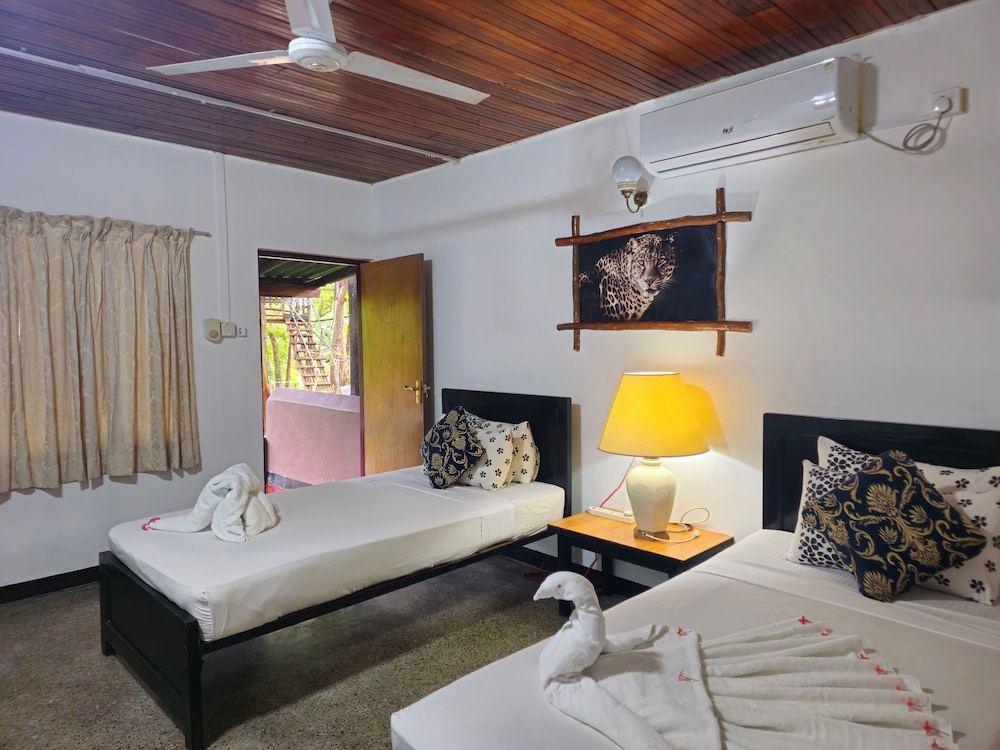 Udawalawe Safari VIllage By Plateeno