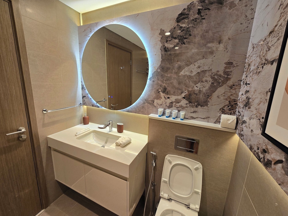 Royale Highend Burj and Fountain View