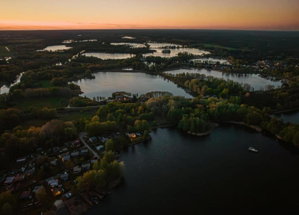 Havel Houseboat Serenity