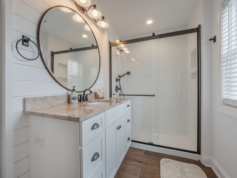 C-Maid by Topsail Realty