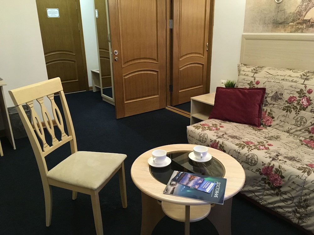 Argo Hotel