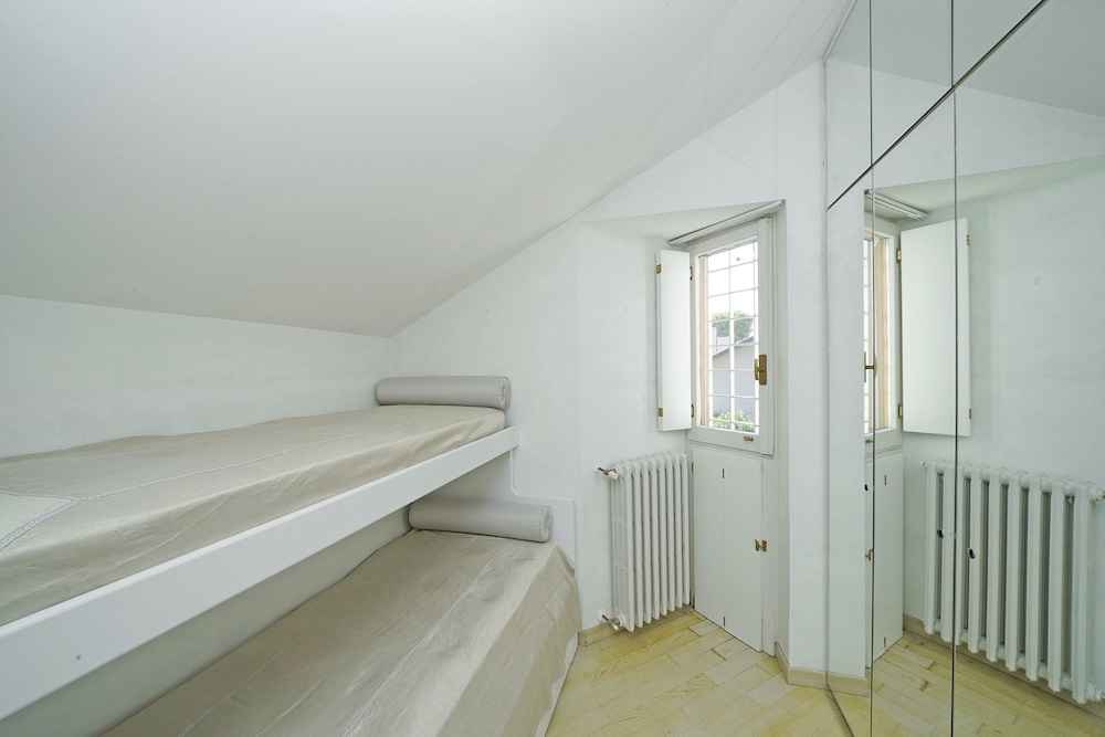 Il Melagrano A12 by Wonderful Italy