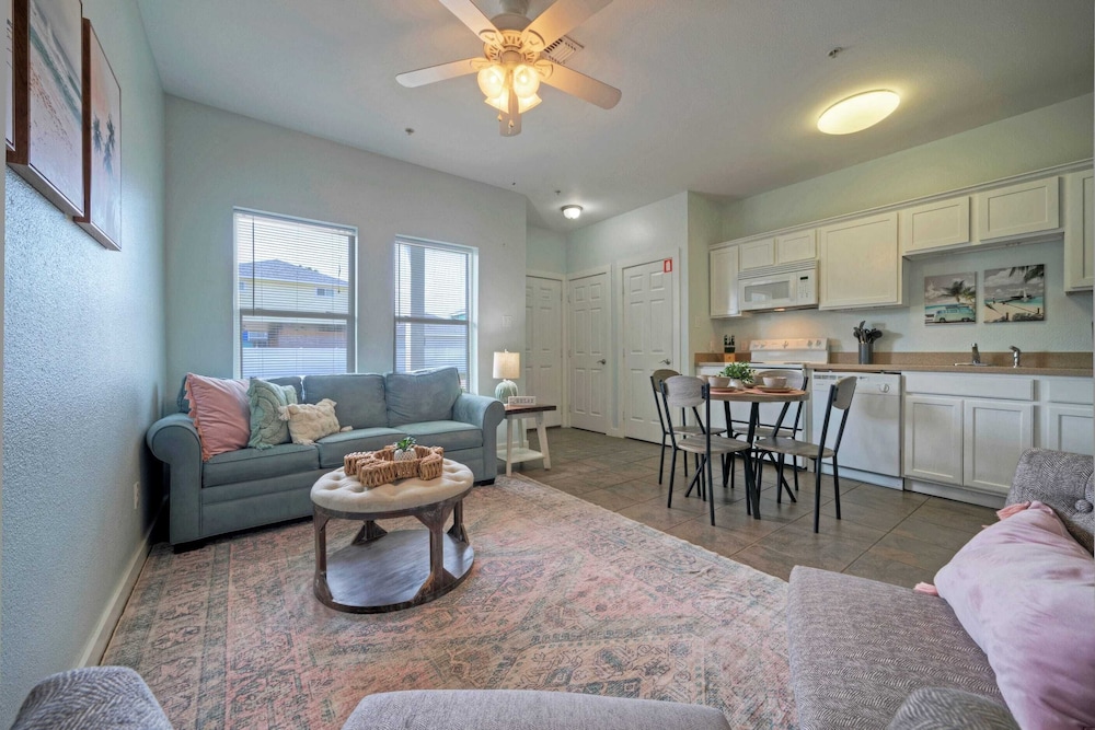 2 Coasta Bahia Condos Mins to the Beach + Pool & Golf Cart Zone