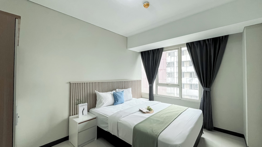 Well Designed and Comfortable 3BR Nifarro Park Apartment