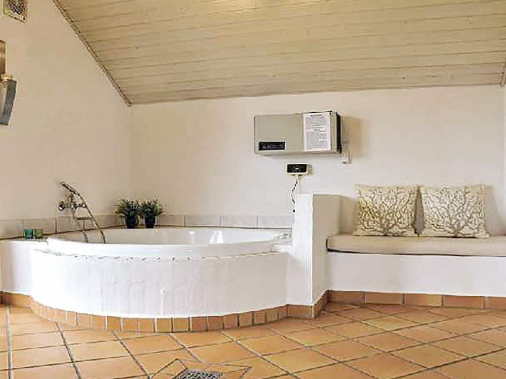 6 Person Holiday Home in Ulfborg view 5