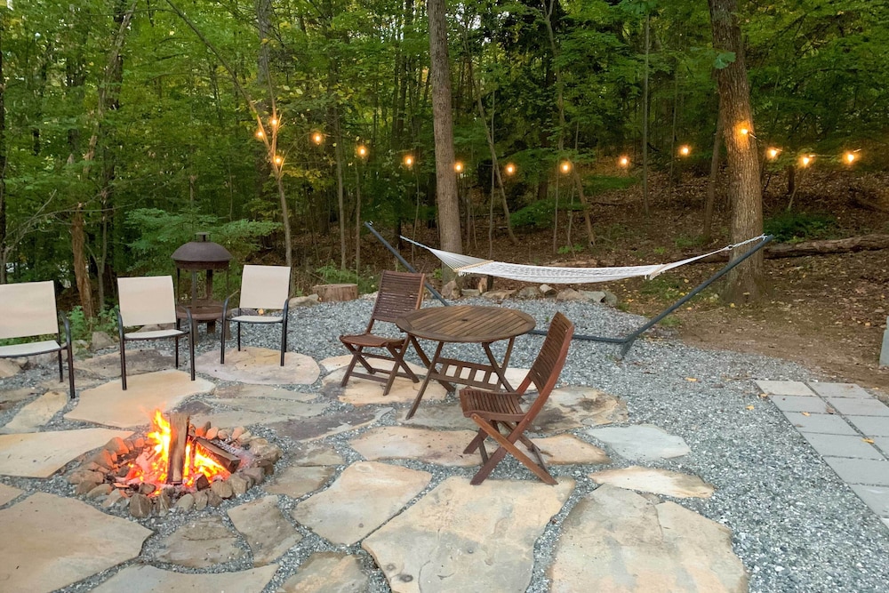 Peaceful Home w/ Deck: Family + Pet Friendly! view 4