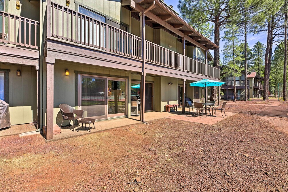 Patio & Fireplace: Country Club Pinetop Condo! view 4