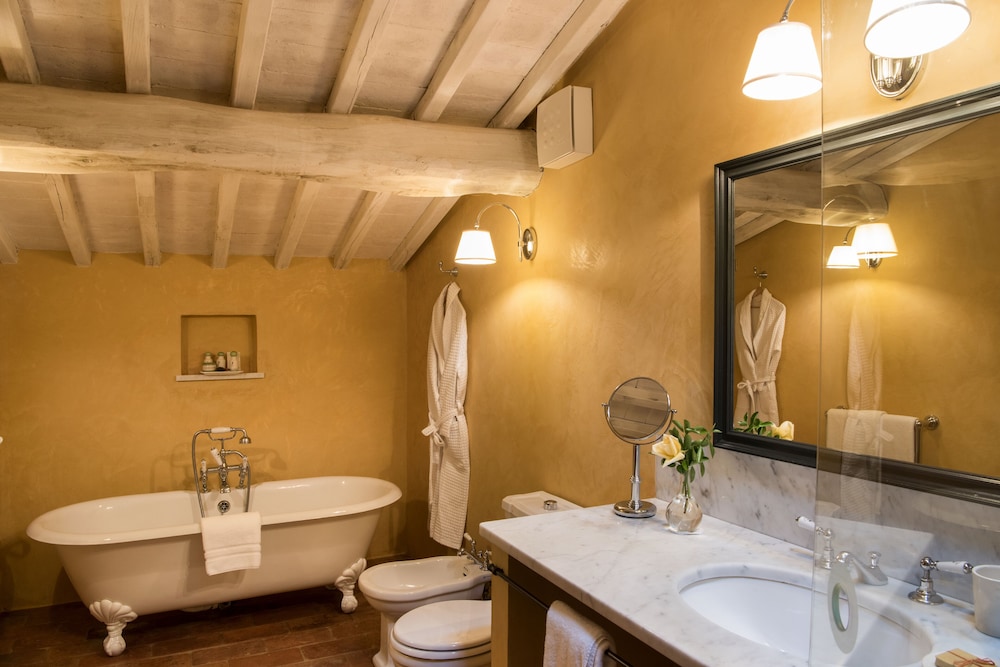 Borgo Pignano Volterra Tuscany