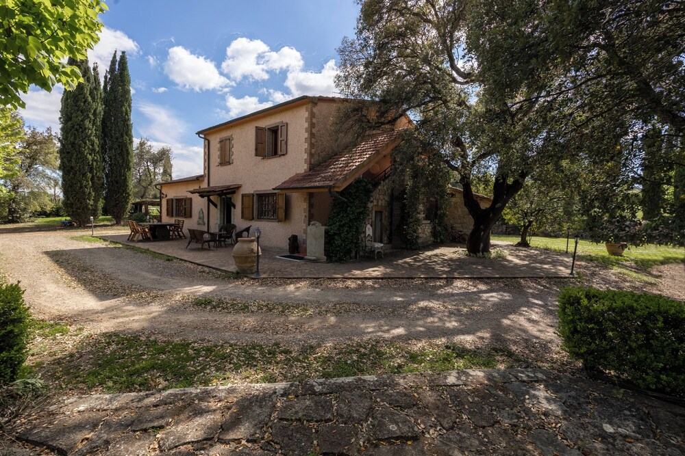 Appartamento Pesca Shared Pool view 2