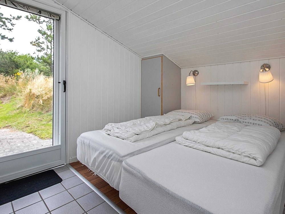 6 Person Holiday Home in Ulfborg view 3