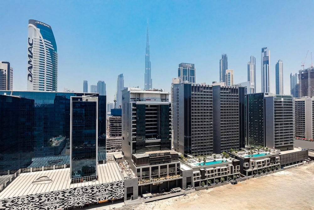 DAMAC Vera 1BR with Downtown View