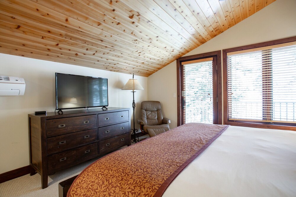 Trail's End Lodge at Deer Valley Resort - Four Bedroom Residence with Spa #505 4 Condo
