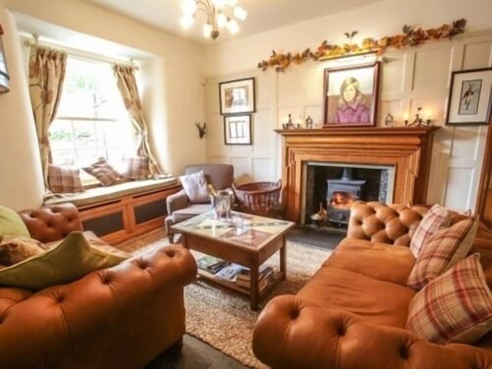 The Notley Arms Inn