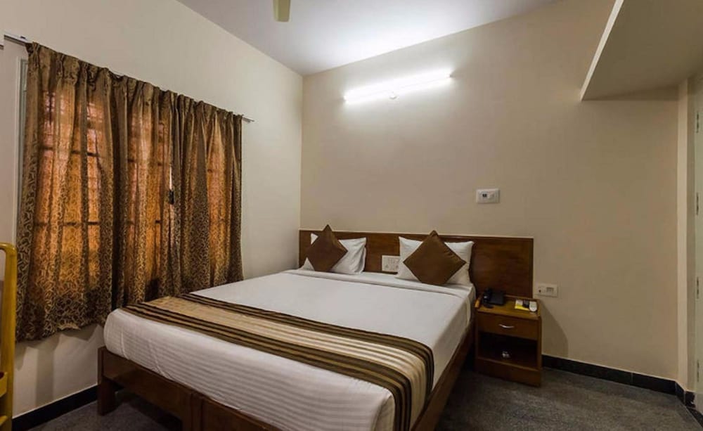 Hoppers Stop Yelahanka