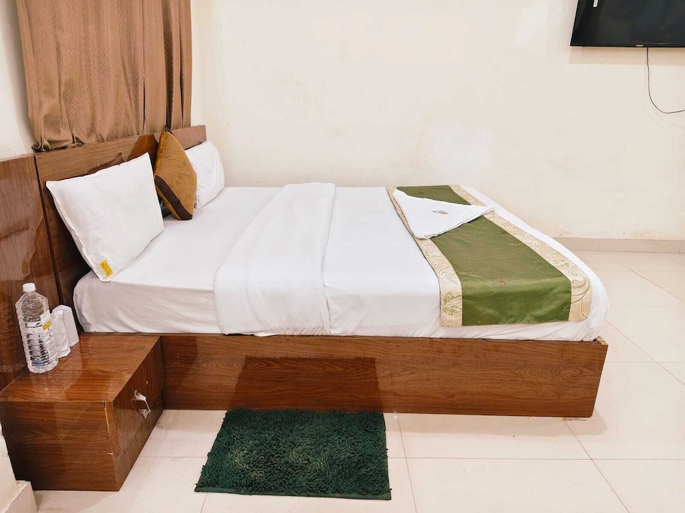 Radhe Shyam Resort By HRG Vrindavan