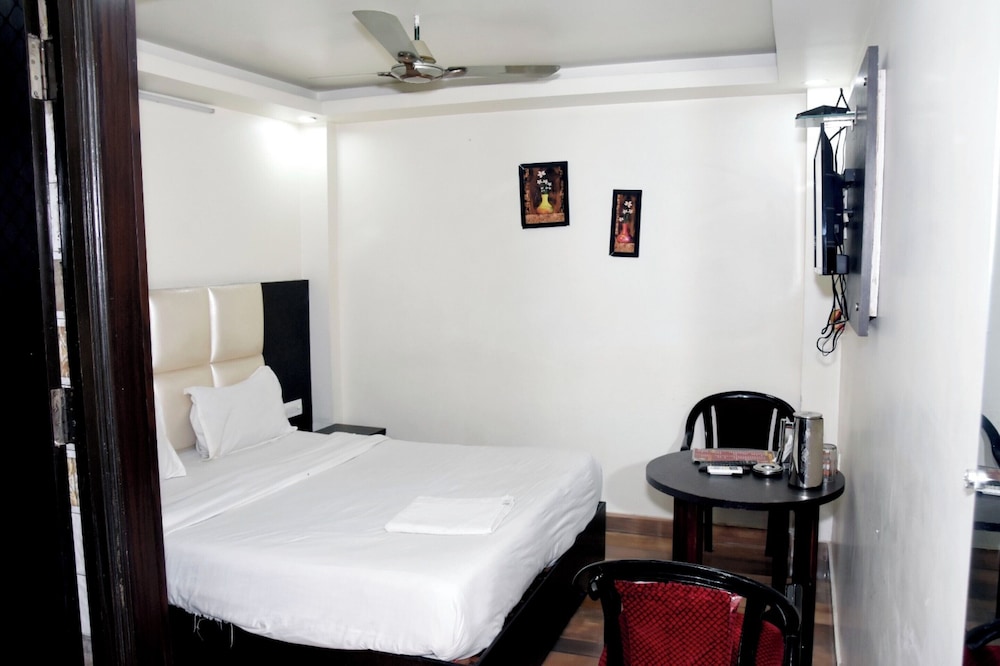 HOTEL RR PALACE GORAKHPUR