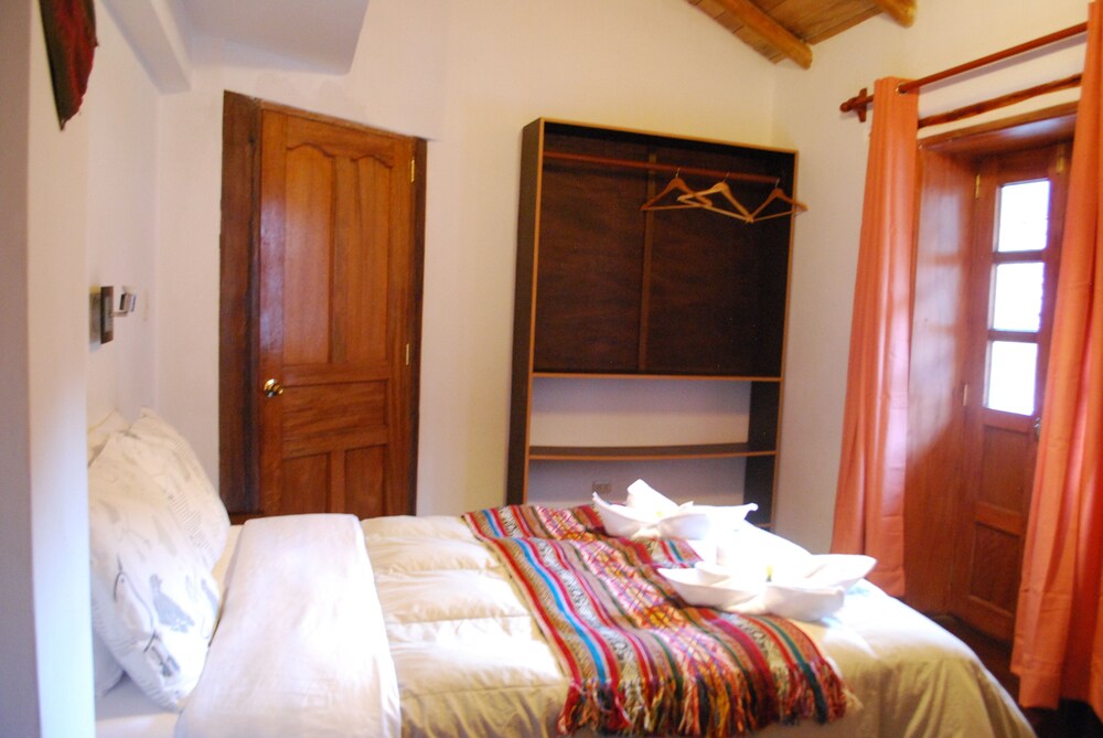Kiswar Lodge