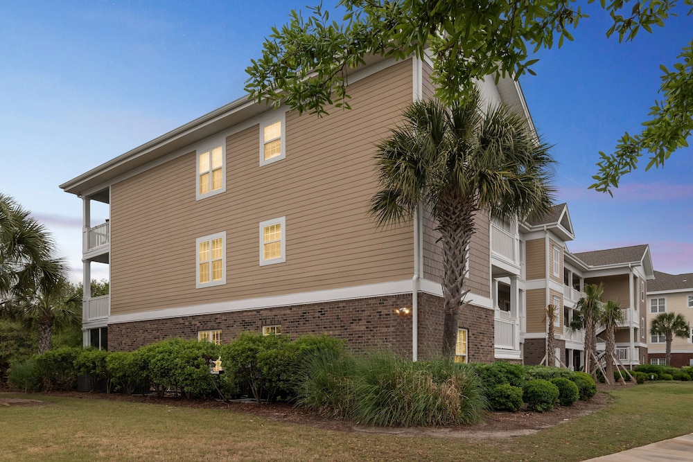 Havens On The Nine 2 Bedroom Condo