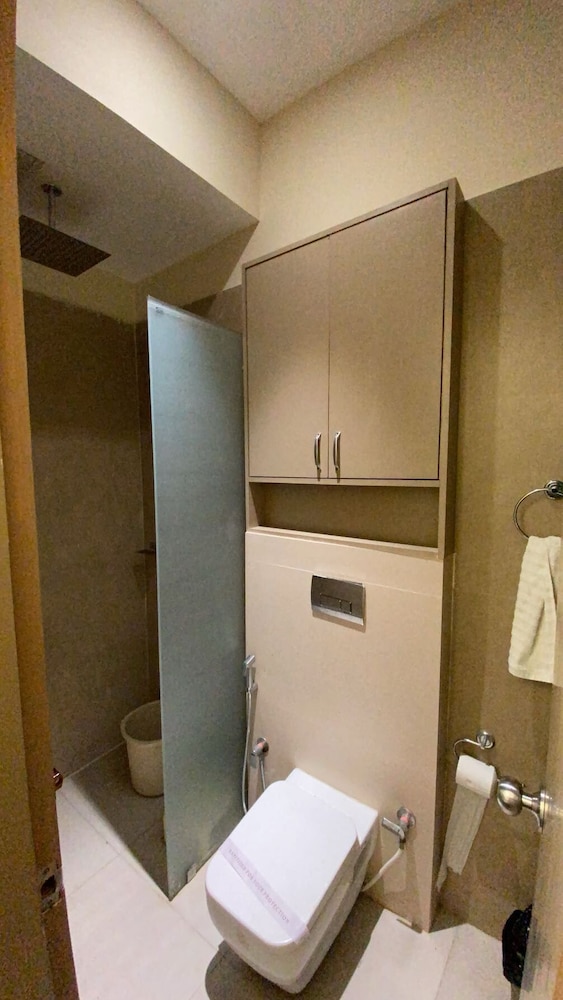 Narrow Gauge Hotel
