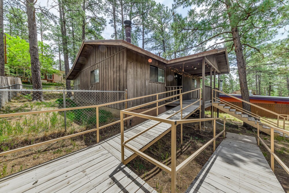 Serene Ruidoso Cabin w/ Fenced Yard Near Downtown! view 5