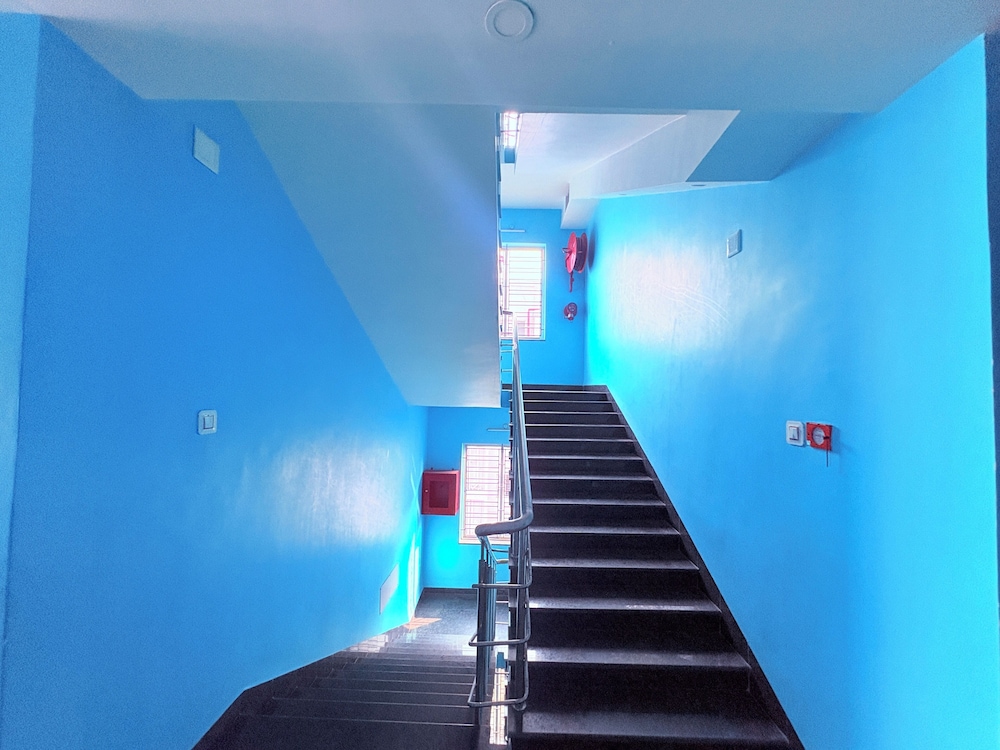 Four Square Lite Heaven Sea
