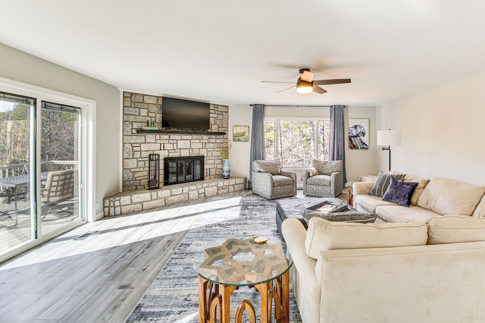 Waterfront Lake Coronado Home w/ Deck & Views