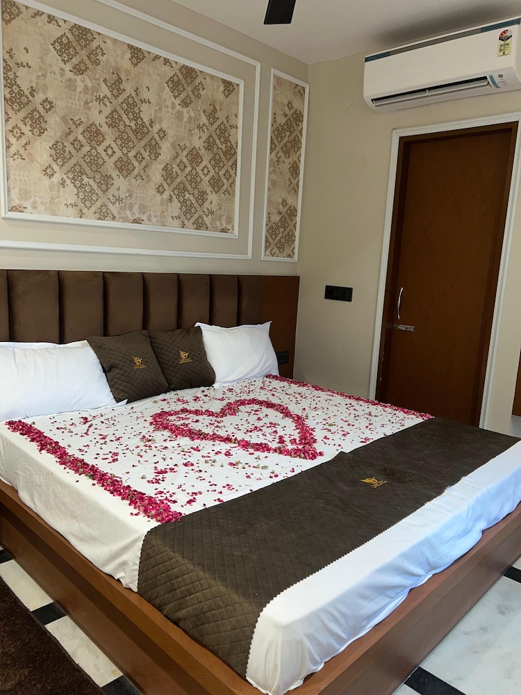 Shehnai Resorts