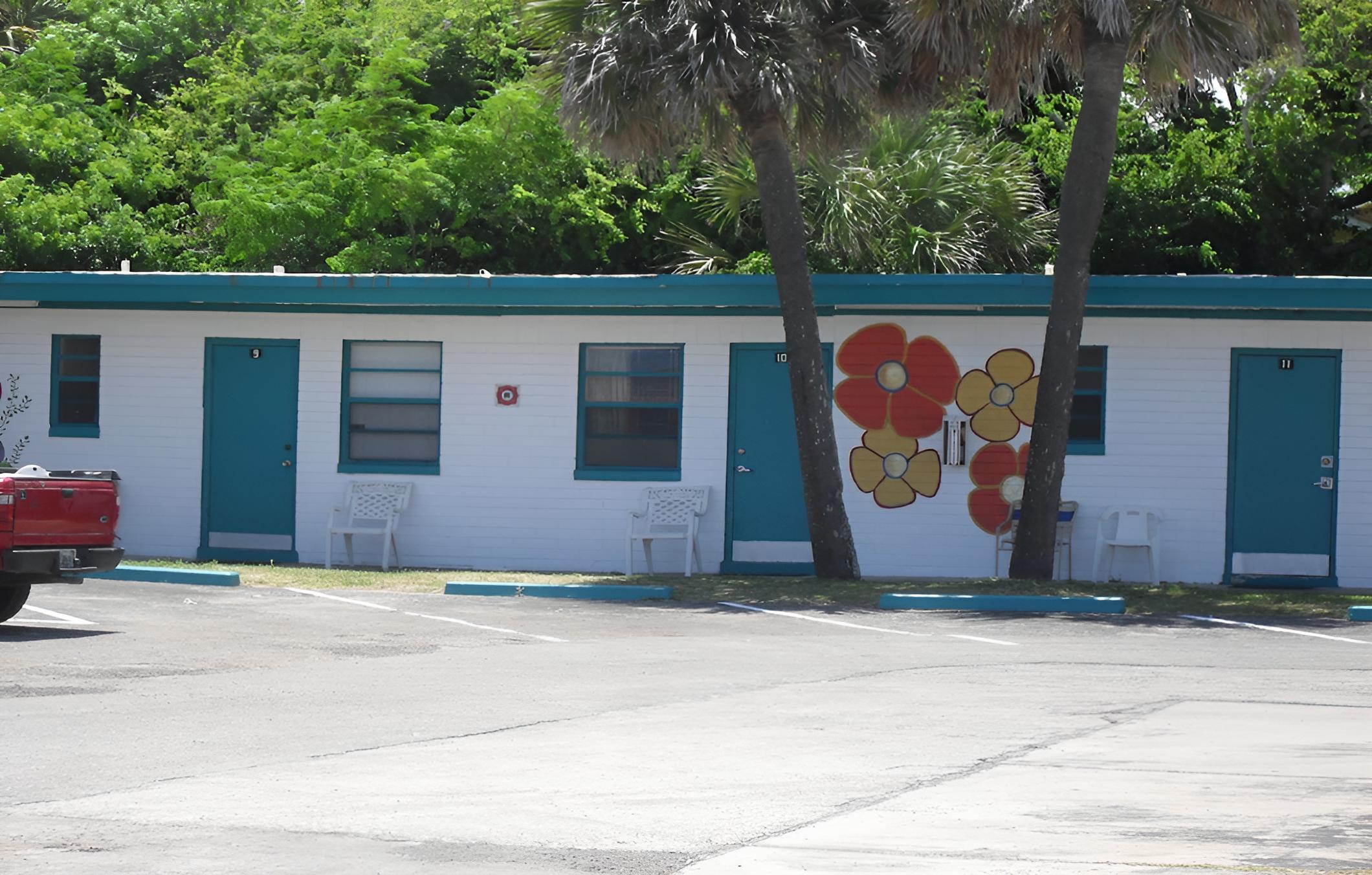 Shore Winds Motel