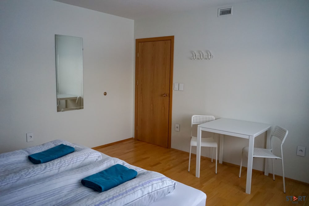 Start Hostel
