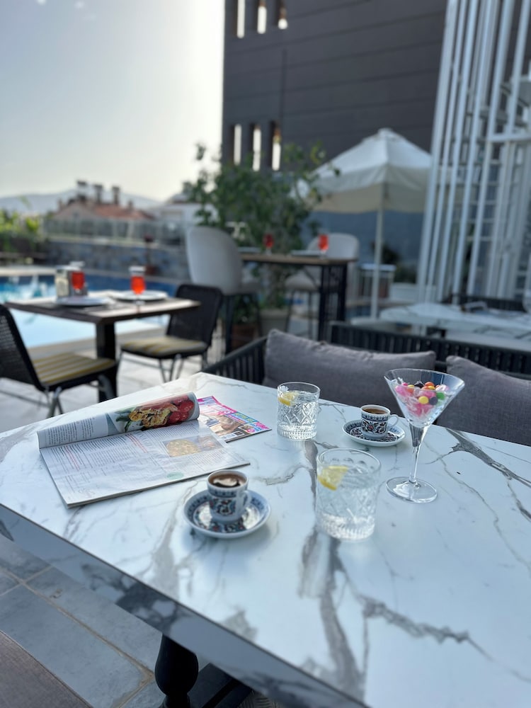Mogons Exclusive Hotel - Image 85