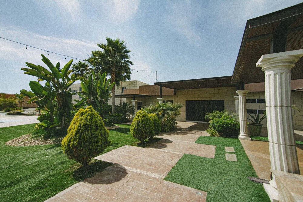 Ensenada Vacations - Quinta San Carlos - Property Image 2