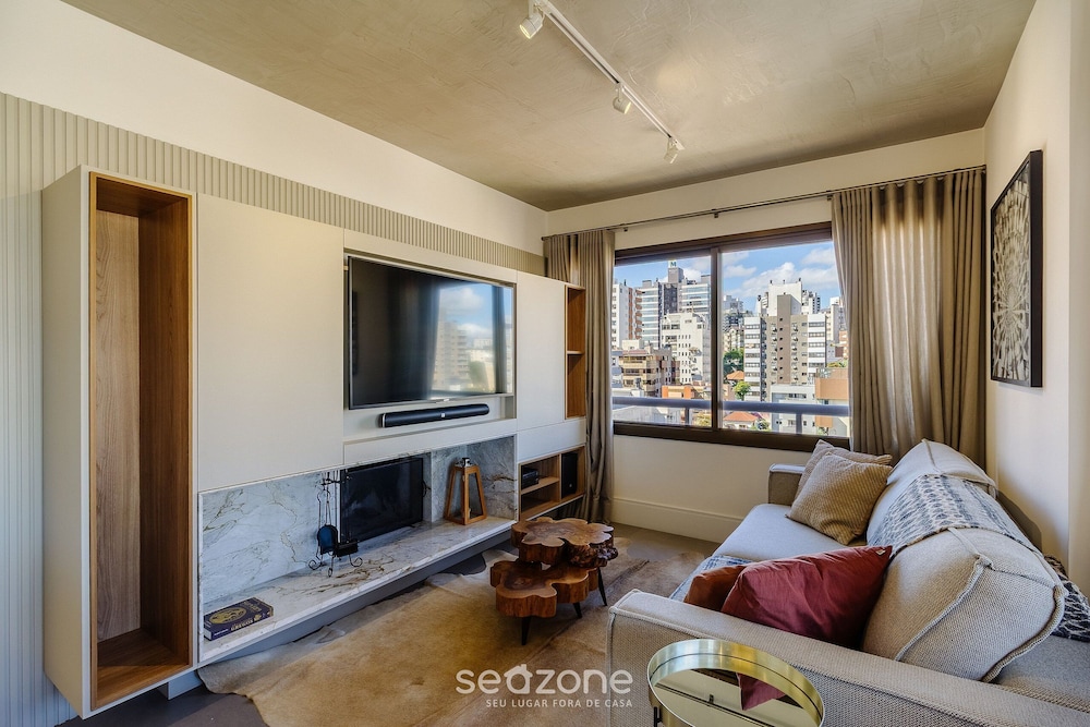 Comfort and a Beautiful View! Pgr1101