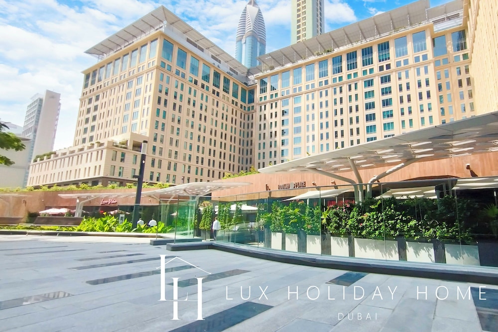 LUX The Elegant DIFC Suite 2