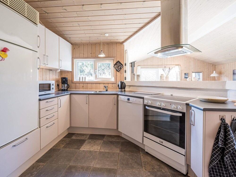 6 Person Holiday Home in Henne view 5