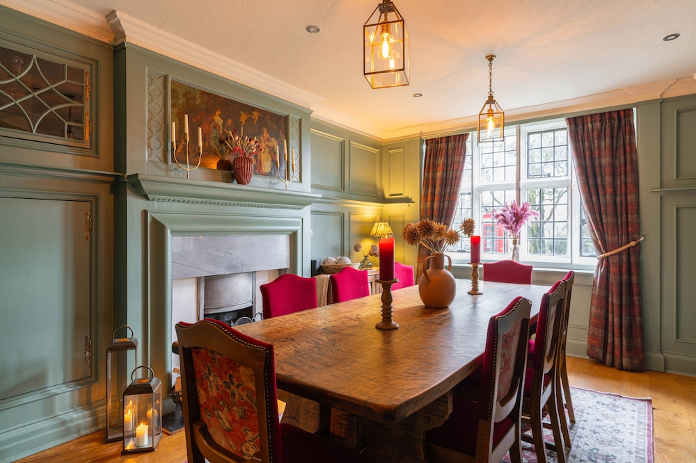 Stone House Hotel