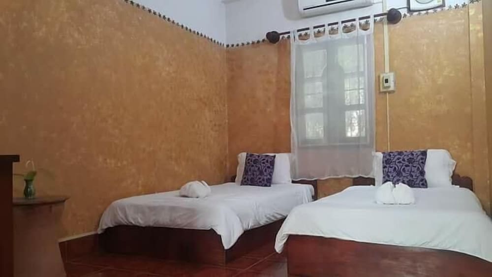 Mani Home & Hostel Luang Prabang view 4