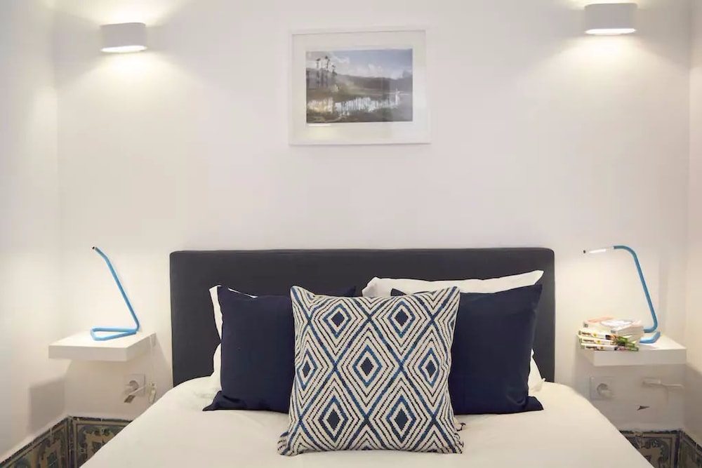 Chiado Blue by Homing