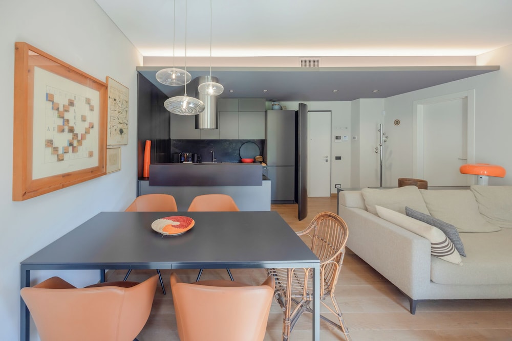 Charming Garden Hideaway in Como by Rent all Como