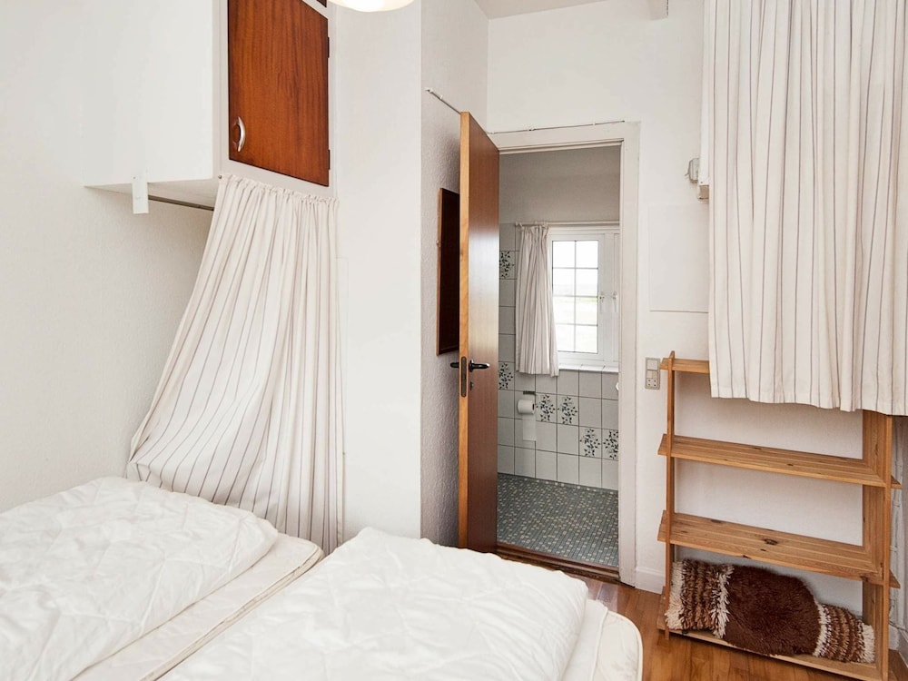 Serene Holiday Home in Fanø near Restaurants view 5