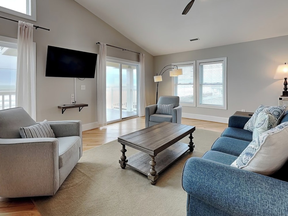 Eagles' Landing by Topsail Realty