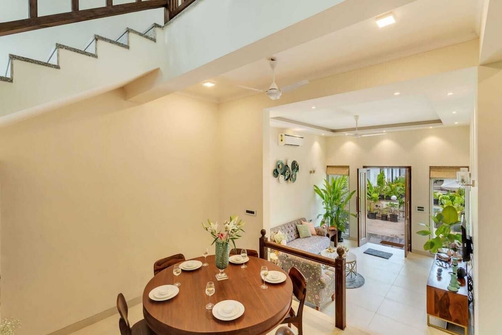 AquaVista Assagao Residency