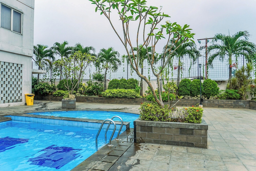 Homey and Tidy Studio Apartment at Margonda Residence 3