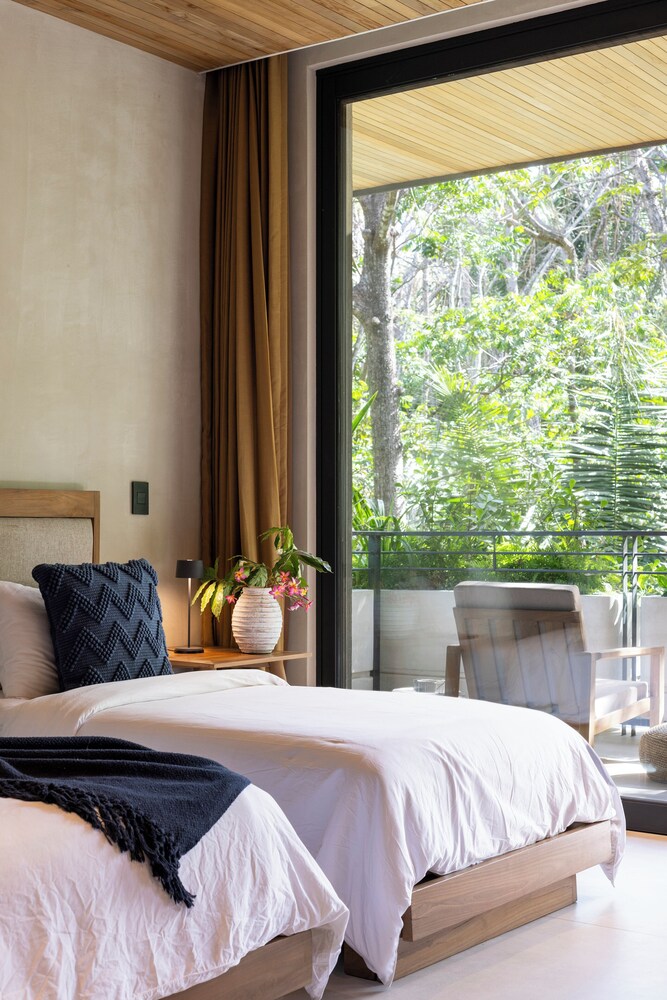QUIN Surf Residence Nosara