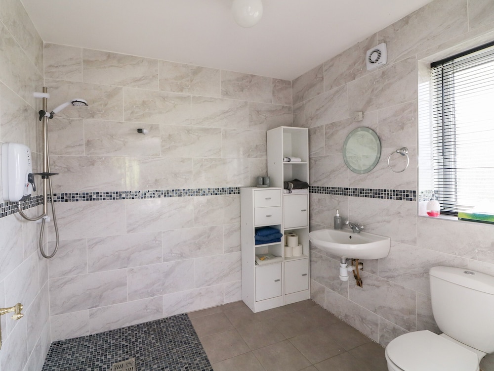 Seachange Annexe