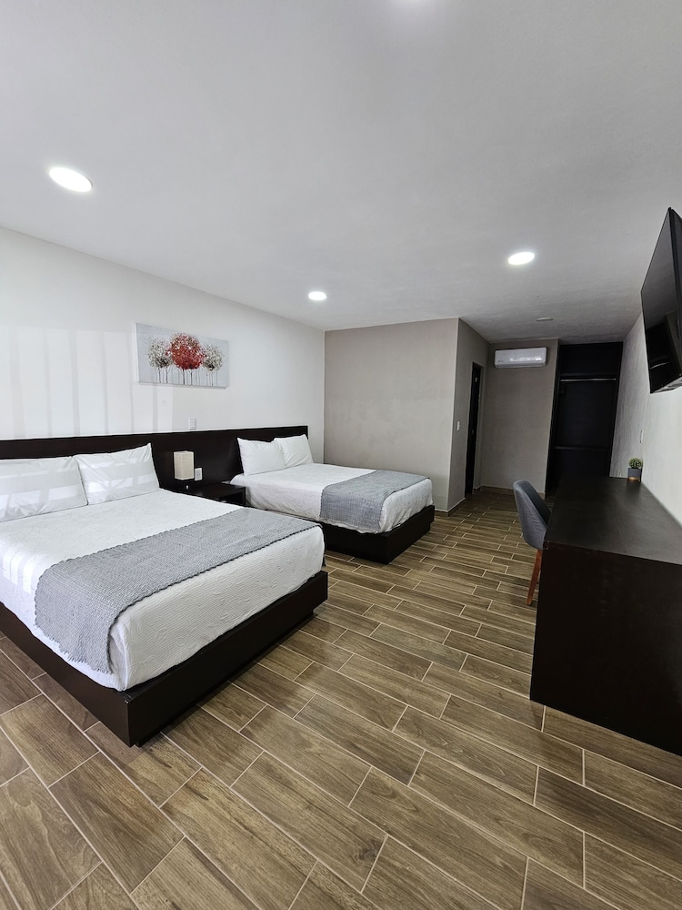 Hotel Ejecutivo Aeropuerto Morelia - Property Image 40