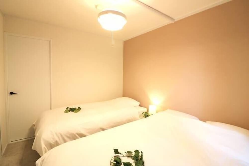 Shinosaka Grand Heights 301