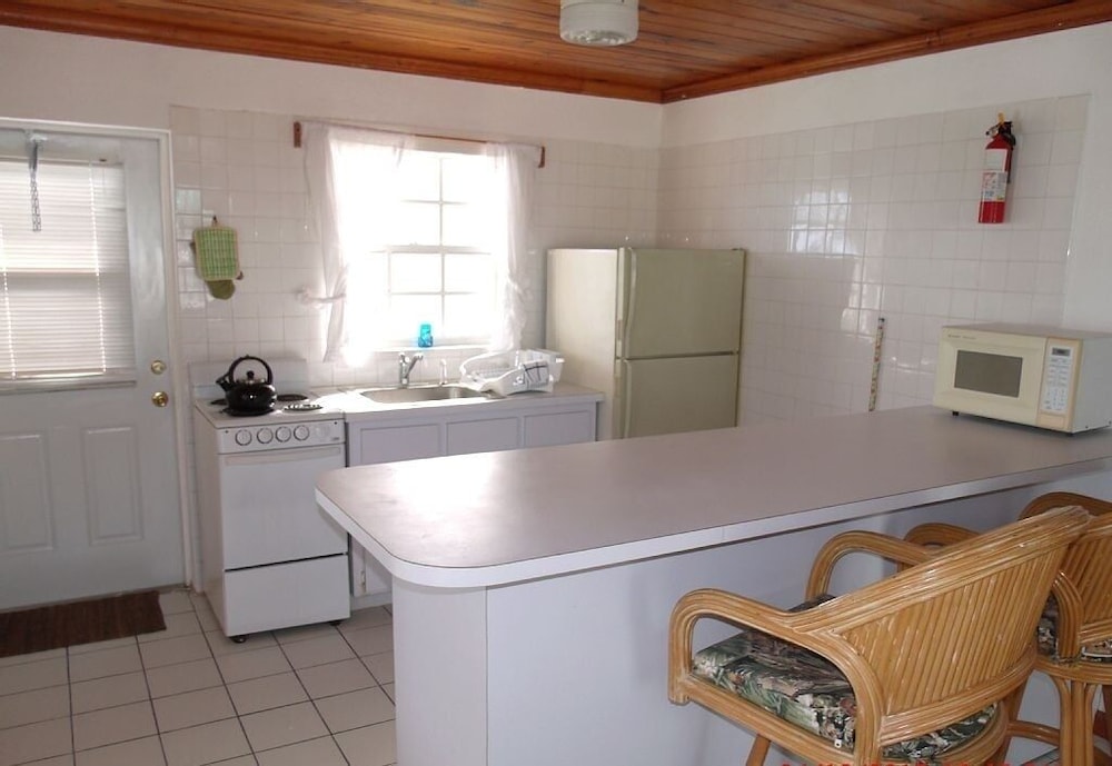 On The Dune - Beachfront Cottage With 50 Mile Ocean View, Pool 2 Bedroom Villa