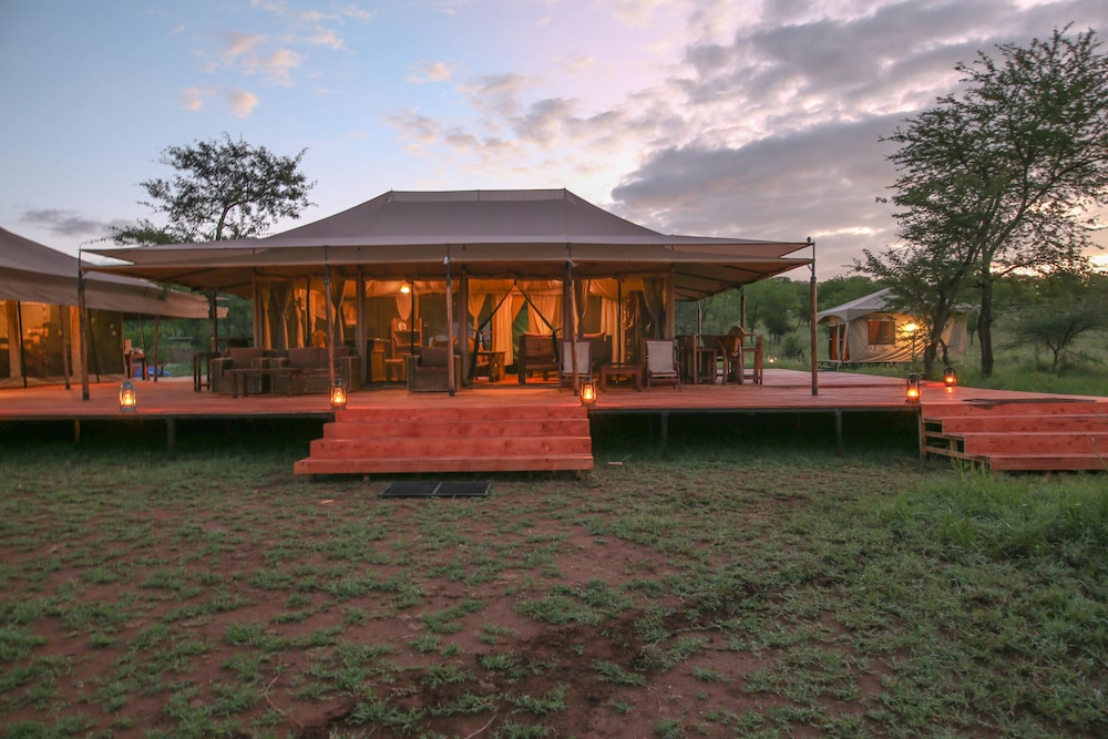 Serengeti Acacia Central Camp